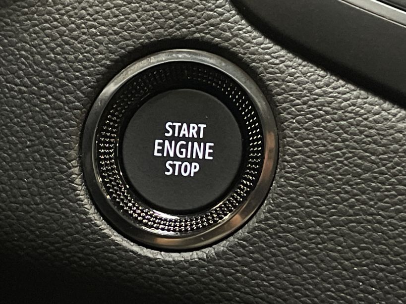 RENAULT MEGANE IV ESTATE 2022 - Photo n°32