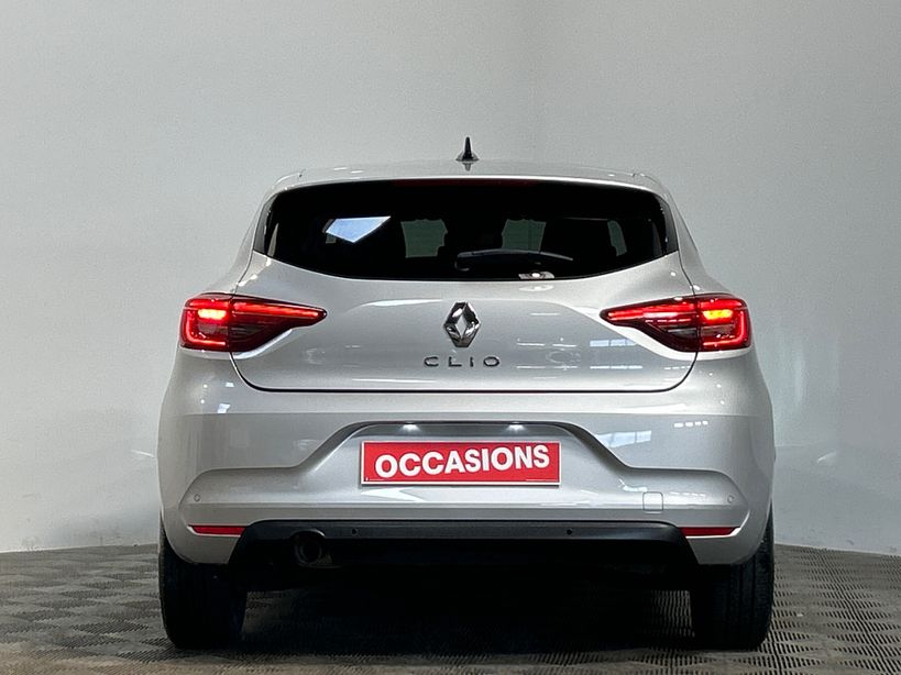 RENAULT CLIO V 2023 - Photo n°6