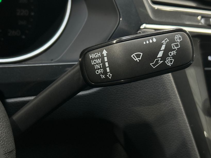 VOLKSWAGEN TIGUAN BUSINESS 2022 - Photo n°27