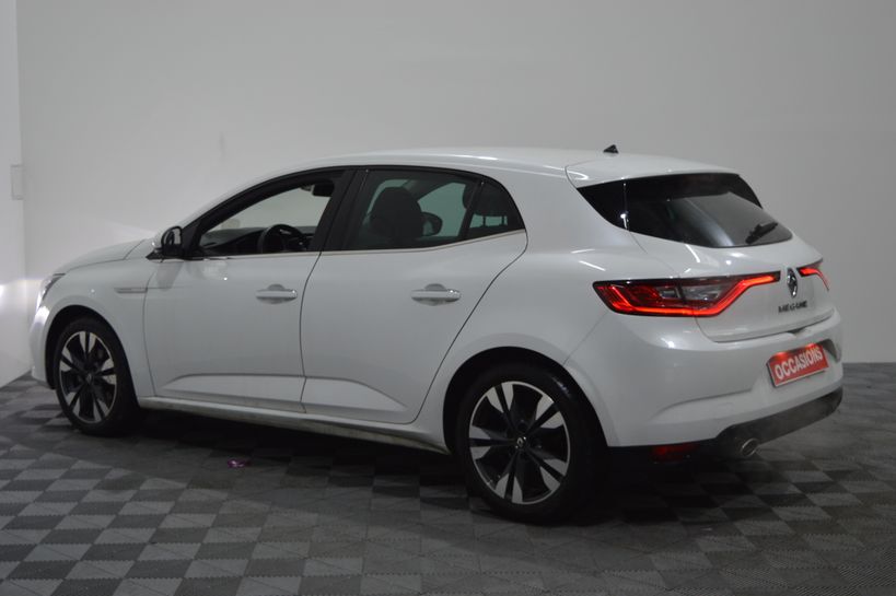 RENAULT MEGANE IV BERLINE 2019 - Photo n°3