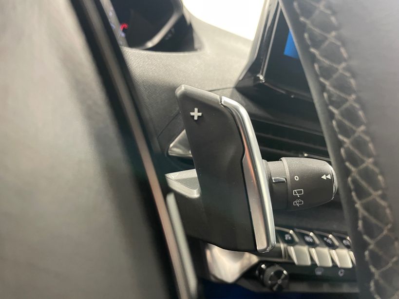 PEUGEOT 5008 2023 - Photo n°14