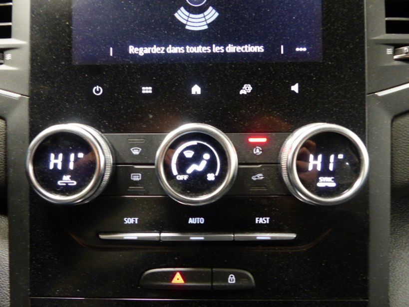 RENAULT MEGANE IV SOCIETE 2021 - Photo n°27
