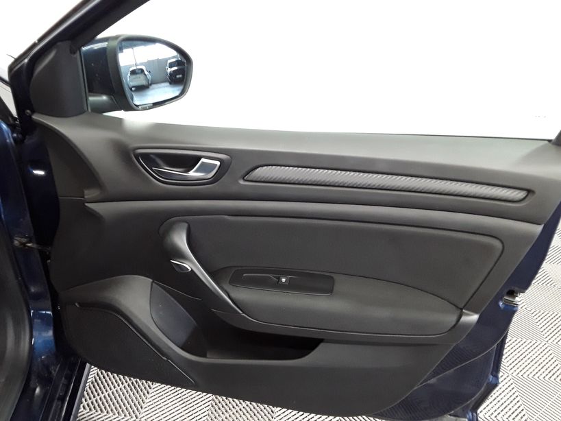 RENAULT MEGANE IV BERLINE BUSINESS 2020 - Photo n°8