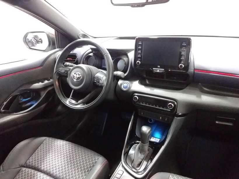 TOYOTA YARIS HYBRIDE MY22 2022 - Photo n°10