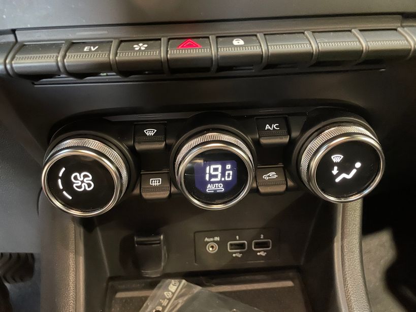 RENAULT CAPTUR 2022 - Photo n°28