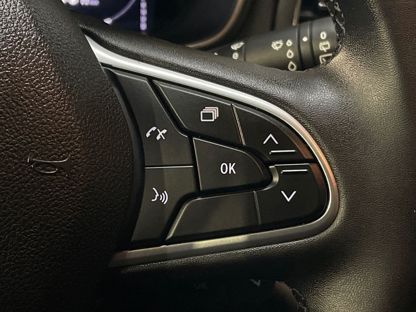 RENAULT MEGANE IV ESTATE 2021 - Photo n°28