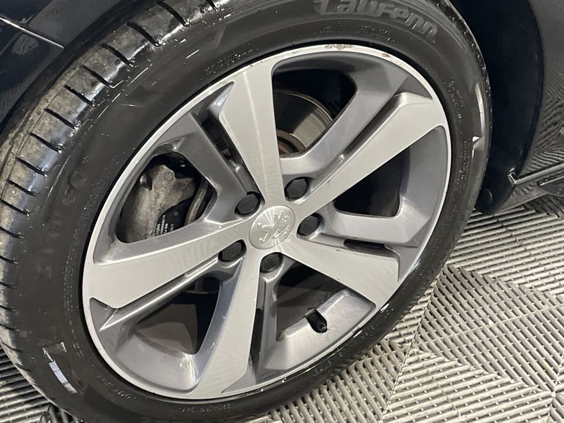 PEUGEOT 308 2021 - Photo n°12