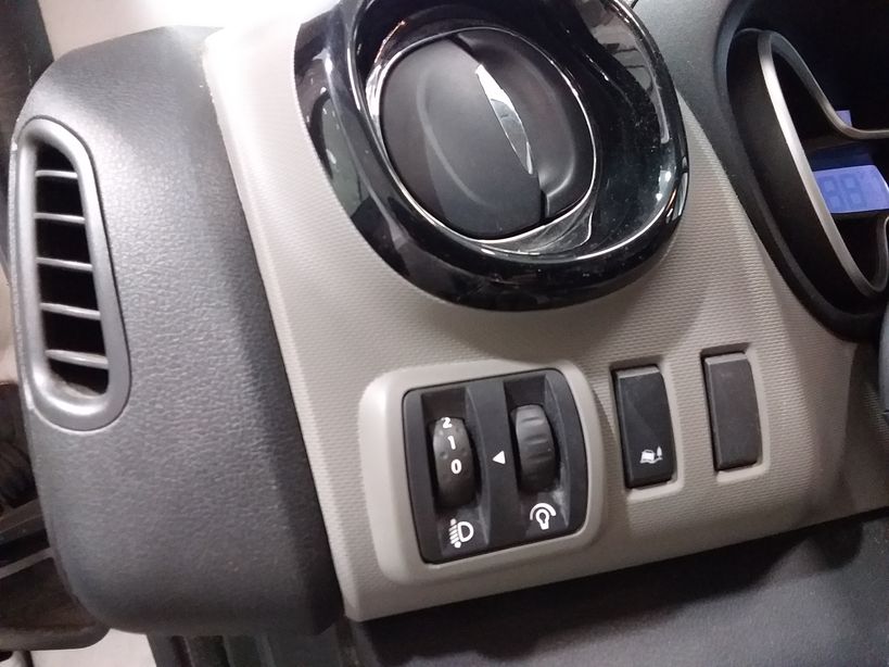 RENAULT TRAFIC FOURGON 2019 - Photo n°14