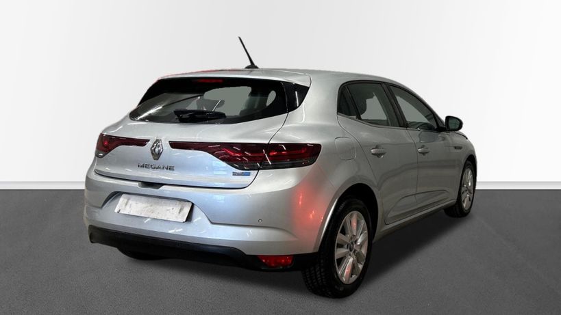 RENAULT MEGANE IV BERLINE 2021 - Photo n°5