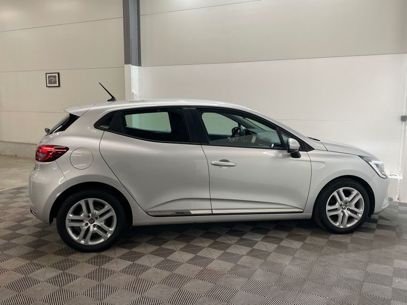 RENAULT CLIO V 2021 - Photo n°28