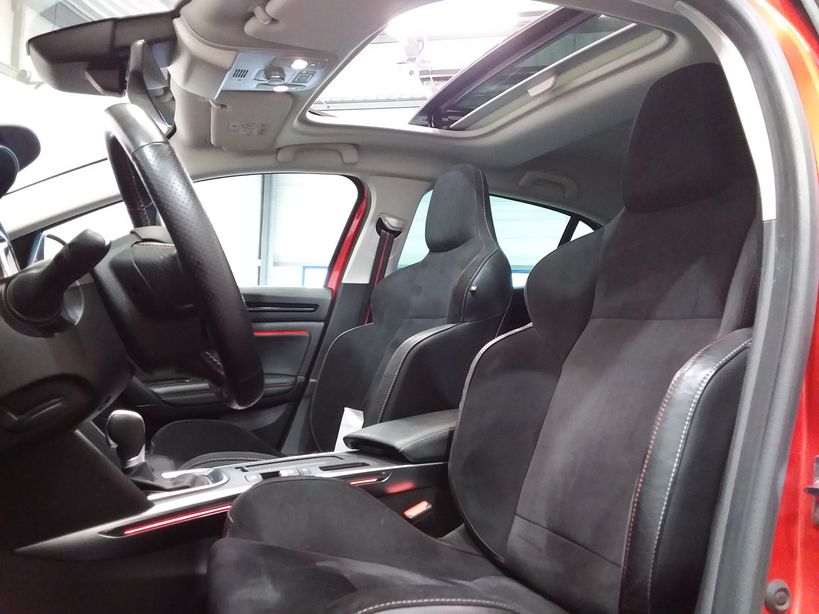 RENAULT MEGANE IV BERLINE 2022 - Photo n°26