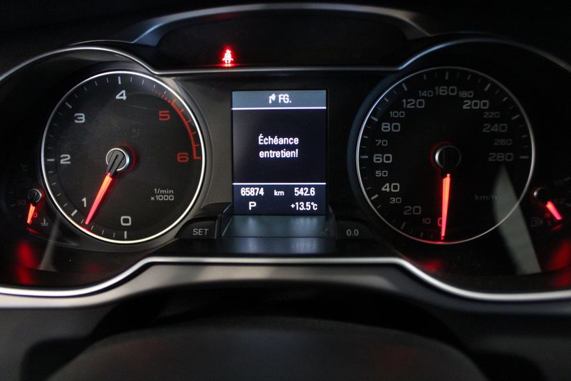 AUDI A4 2013 - Photo n°17