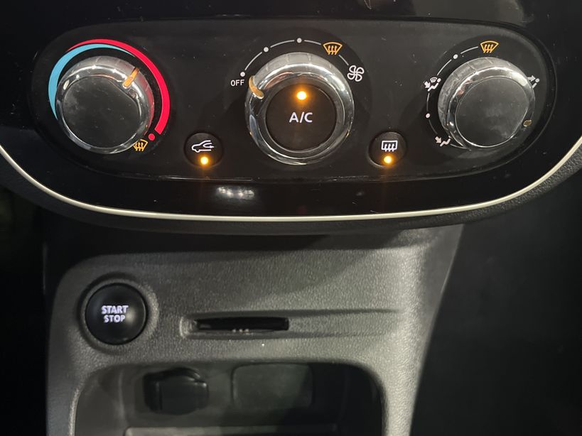 RENAULT CAPTUR 2018 - Photo n°16