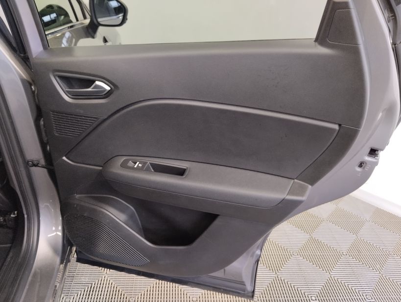 RENAULT CAPTUR 2022 - Photo n°20