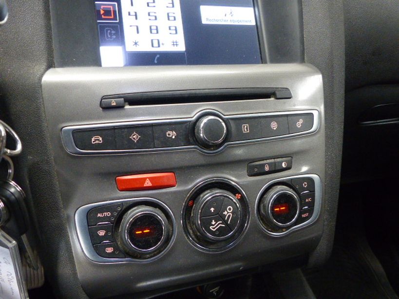 CITROEN C4 2015 - Photo n°18