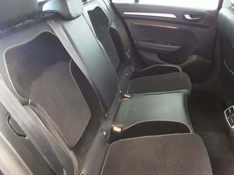 RENAULT MEGANE IV ESTATE 2017 - Photo n°9