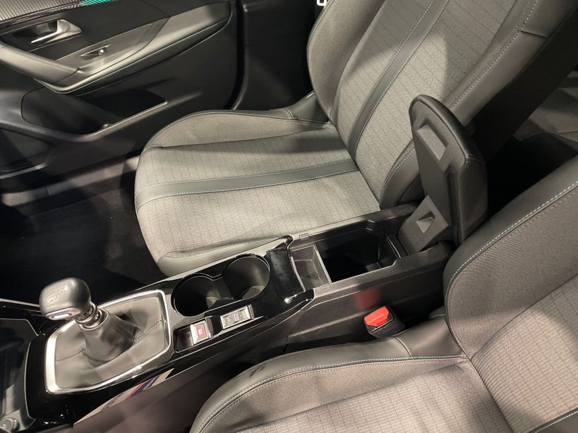 PEUGEOT 2008 2023 - Photo n°21