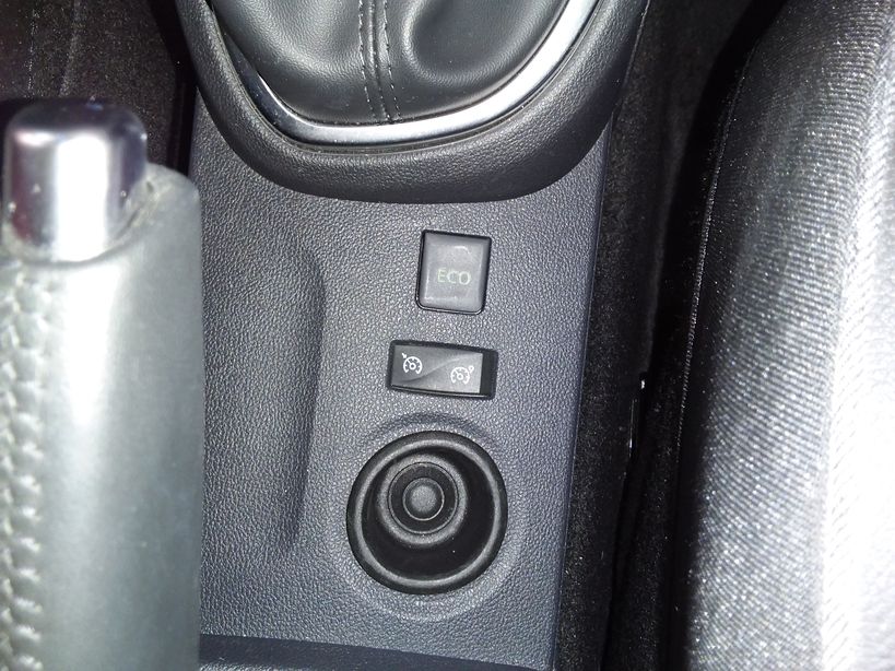RENAULT CAPTUR 2018 - Photo n°19