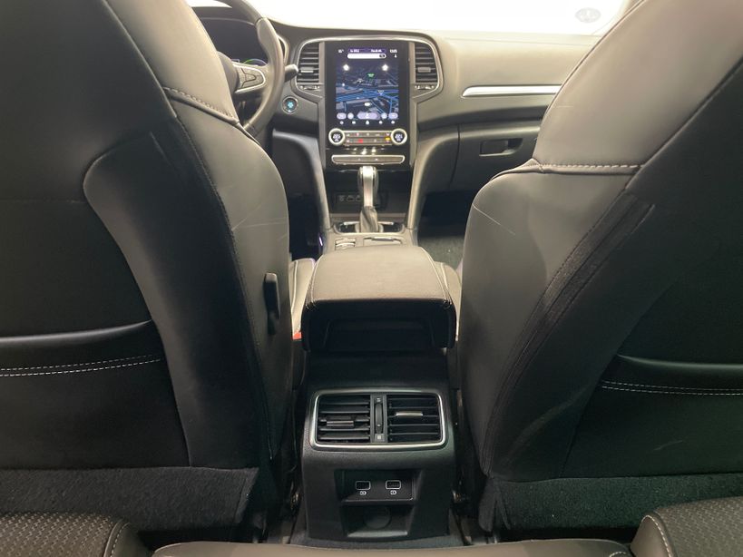 RENAULT MEGANE IV BERLINE 2022 - Photo n°39