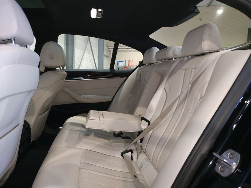 BMW SERIE 5 G30 2019 - Photo n°15