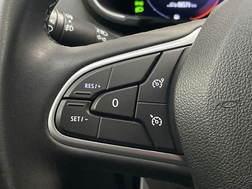 RENAULT MEGANE IV ESTATE 2021 - Photo n°25