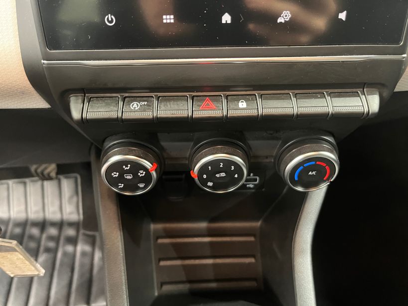 RENAULT CLIO V 2023 - Photo n°24