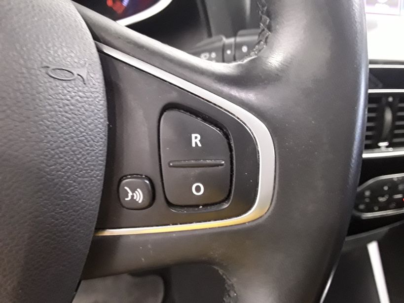 RENAULT CLIO IV 2018 - Photo n°29