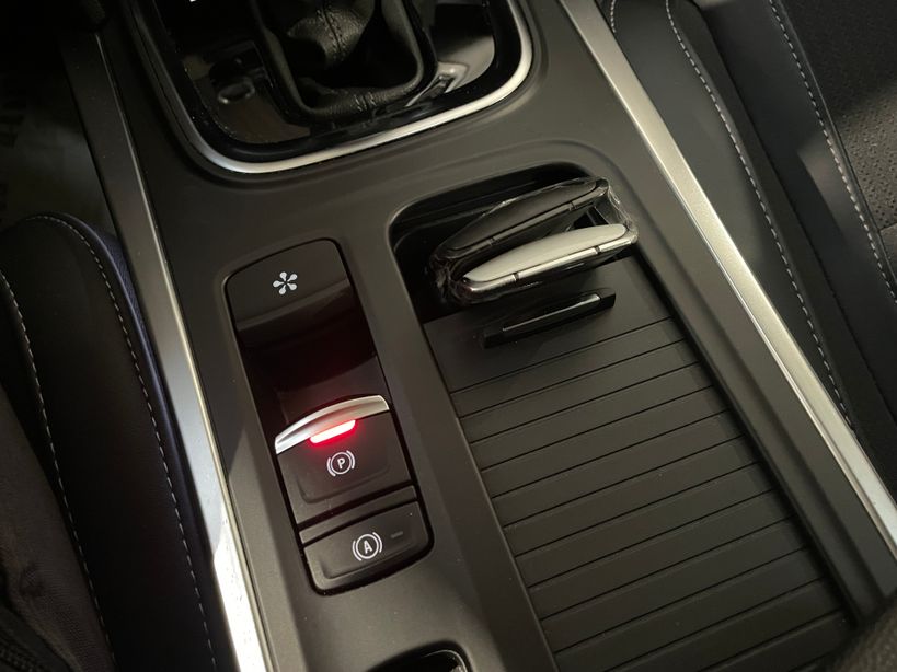 RENAULT MEGANE IV ESTATE 2022 - Photo n°33