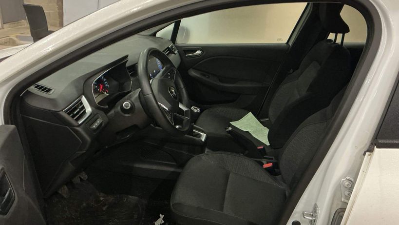 RENAULT CLIO V 2021 - Photo n°10