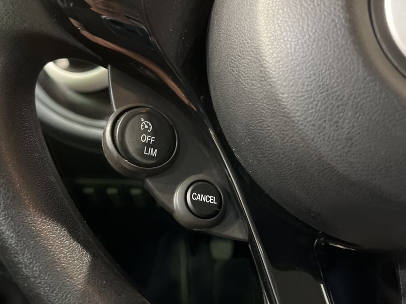 SMART FORTWO COUPE 2015 - Photo n°21