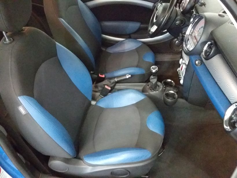 MINI HATCH R56 2010 - Photo n°8
