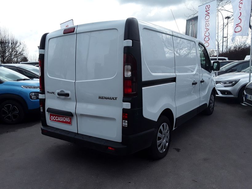 RENAULT TRAFIC III FG 2015 - Photo n°4