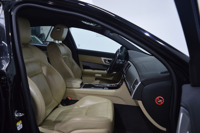 JAGUAR XF 2014 - Photo n°7