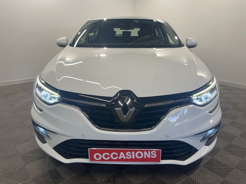RENAULT MEGANE IV BERLINE 2021 - Photo n°2