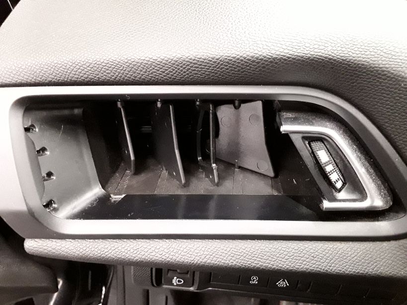 PEUGEOT 308 2018 - Photo n°1