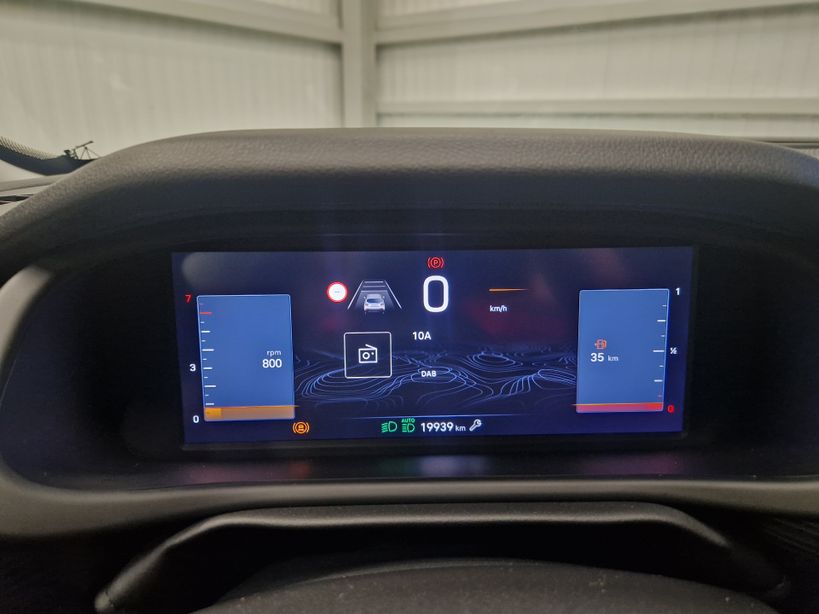 JEEP AVENGER 2025 - Photo n°8