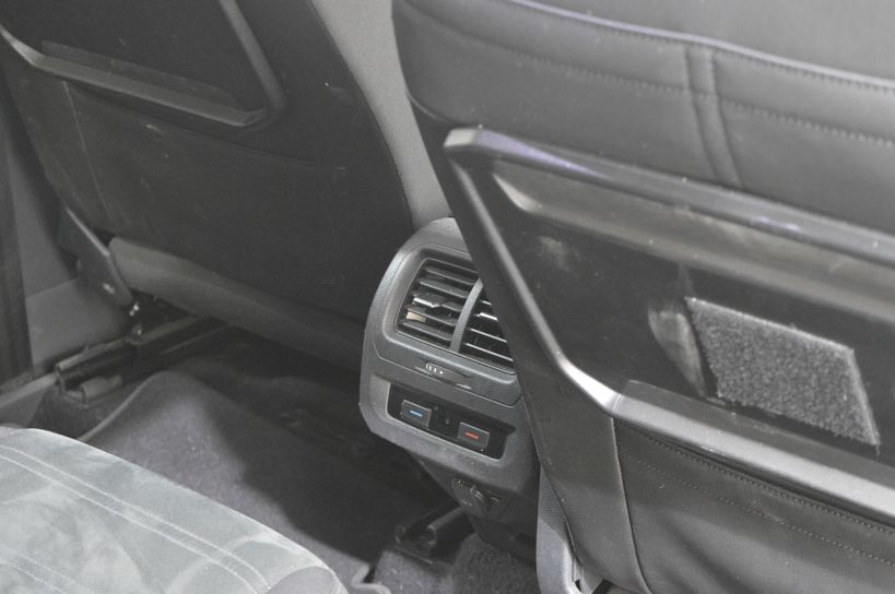 VOLKSWAGEN TOURAN 2016 - Photo n°42