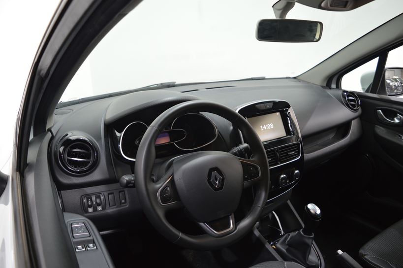 RENAULT CLIO IV 2019 - Photo n°9