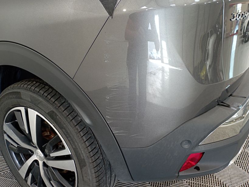 PEUGEOT 3008 2020 - Photo n°5