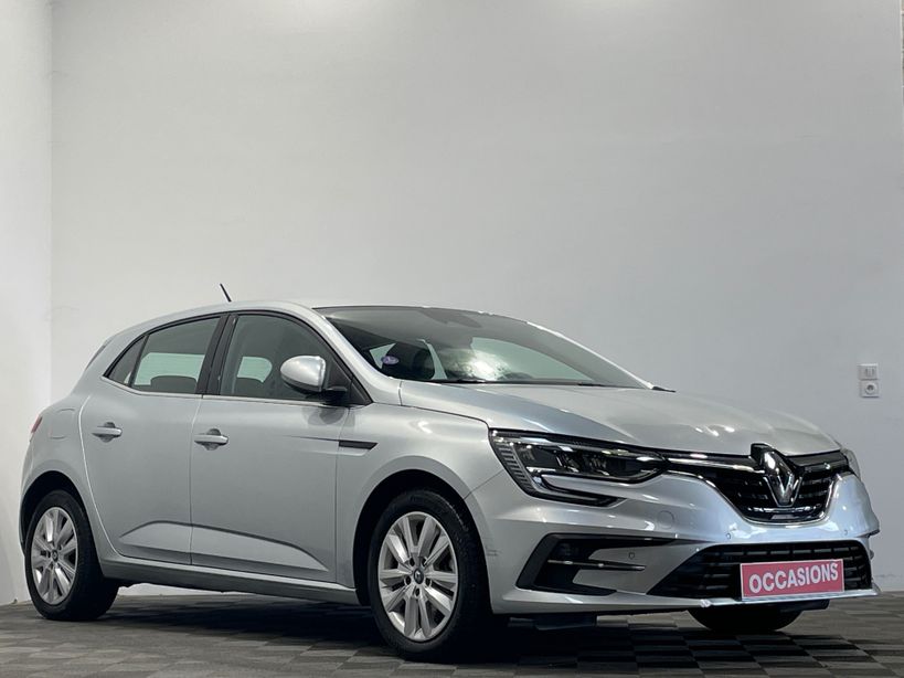 RENAULT MEGANE IV BERLINE 2021 - Photo n°2