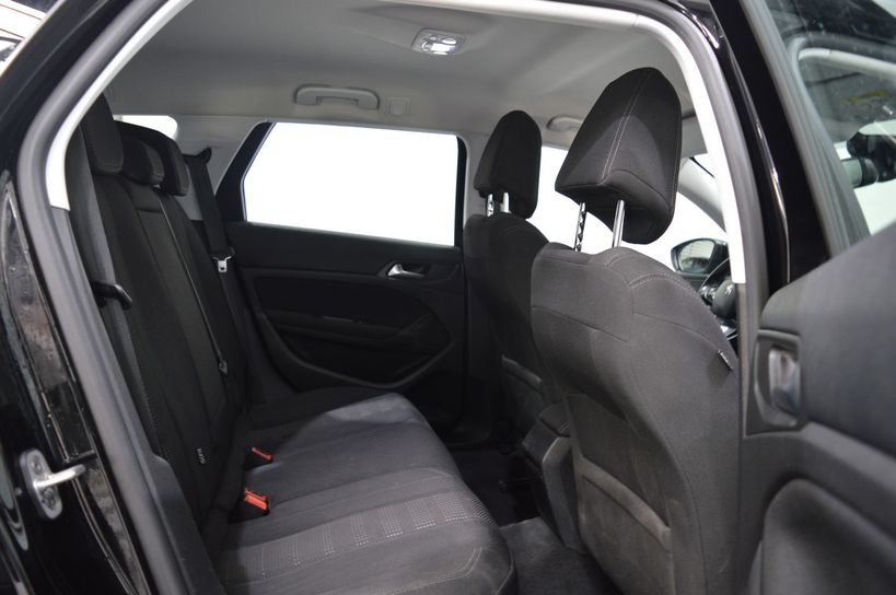 PEUGEOT 308 SW 2015 - Photo n°6