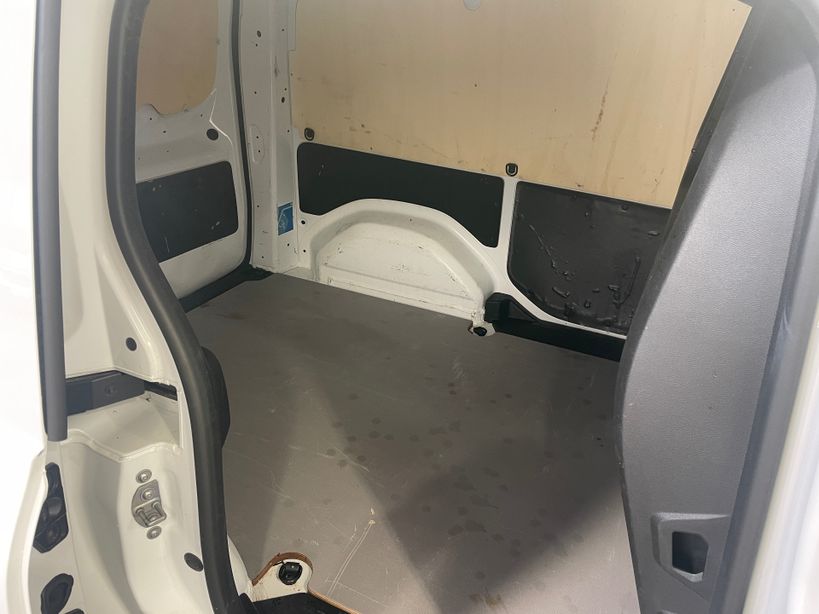 RENAULT KANGOO VAN 2024 - Photo n°10