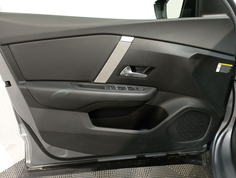 CITROEN C4 X 2023 - Photo n°37