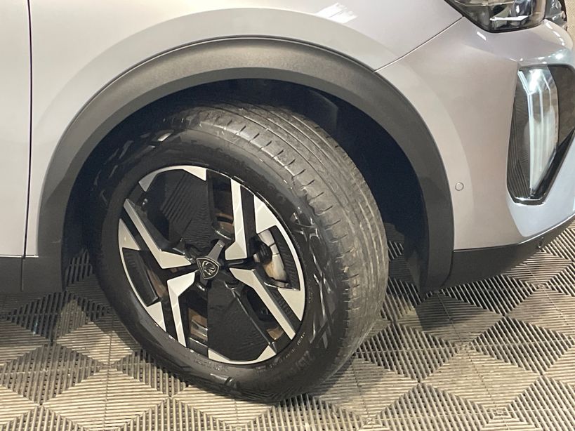 PEUGEOT 2008 2024 - Photo n°5