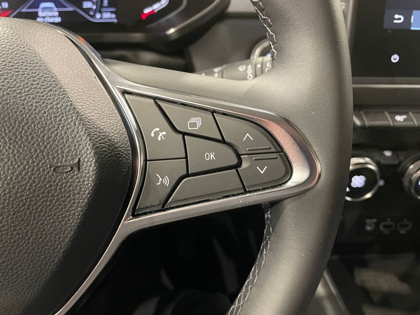 RENAULT CAPTUR 2021 - Photo n°31