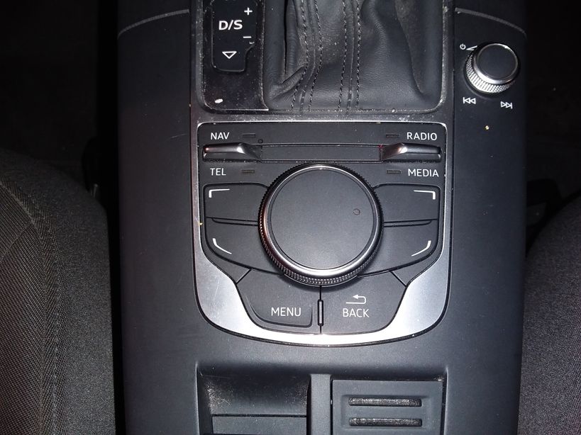 AUDI A3 SPORTBACK 2015 - Photo n°18