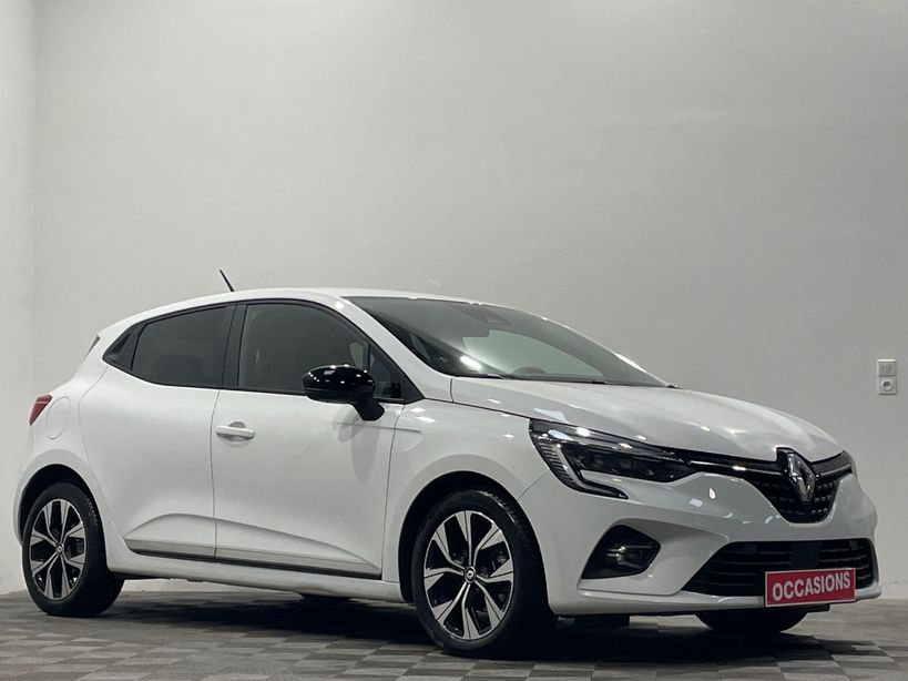 RENAULT CLIO V 2023 - Photo n°2