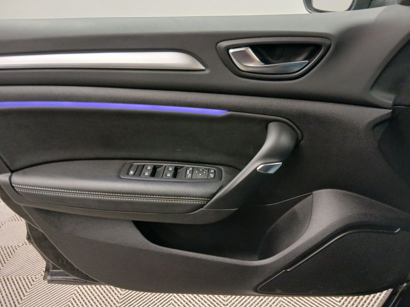 RENAULT MEGANE IV ESTATE 2023 - Photo n°9