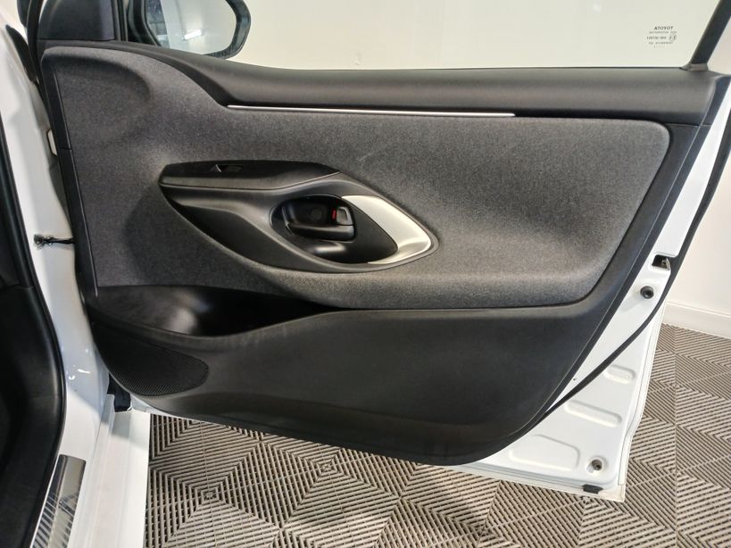 TOYOTA YARIS HYBRIDE MY21 2021 - Photo n°7