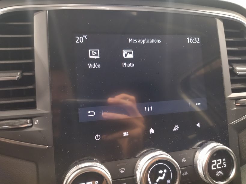 RENAULT MEGANE IV ESTATE 2021 - Photo n°23